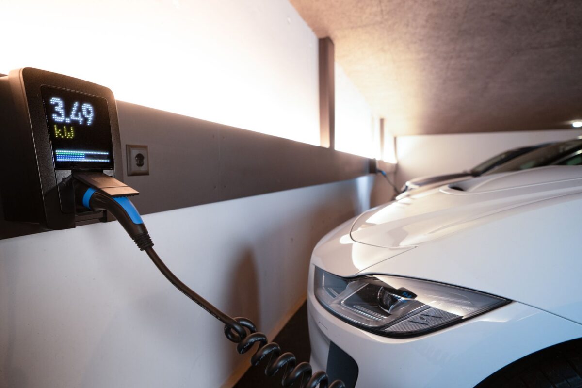 foto_colonnine-ricarica-auto-elettrica-condominio
